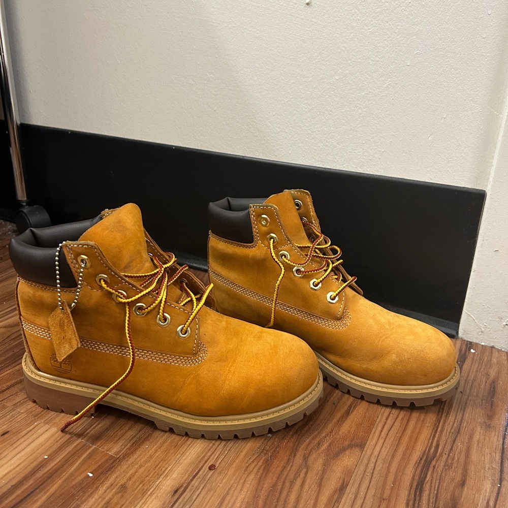 Timberland Tan Leather Boots